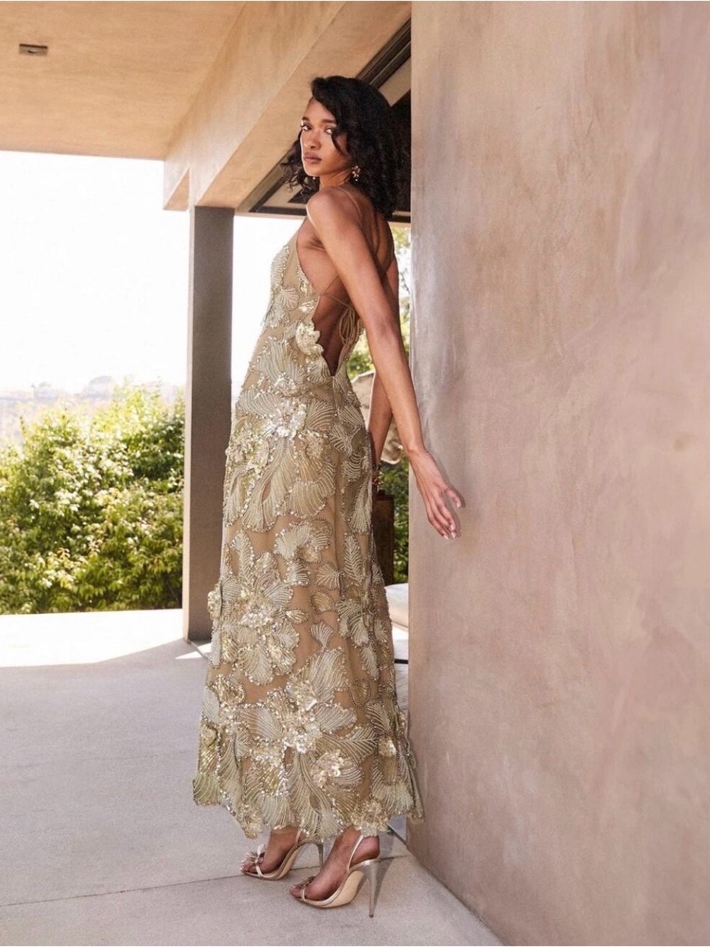 HELSI Metallic Samantha Floral V-Neck Tie Back Dress in Sage NWT